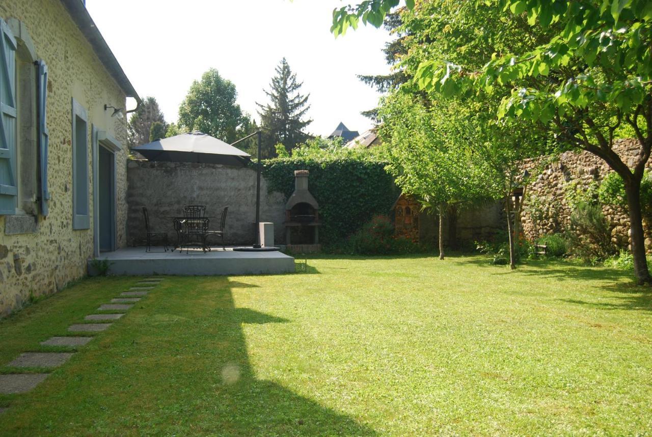 La Ferme Aux Fleurs Bed & Breakfast Ossun Ngoại thất bức ảnh