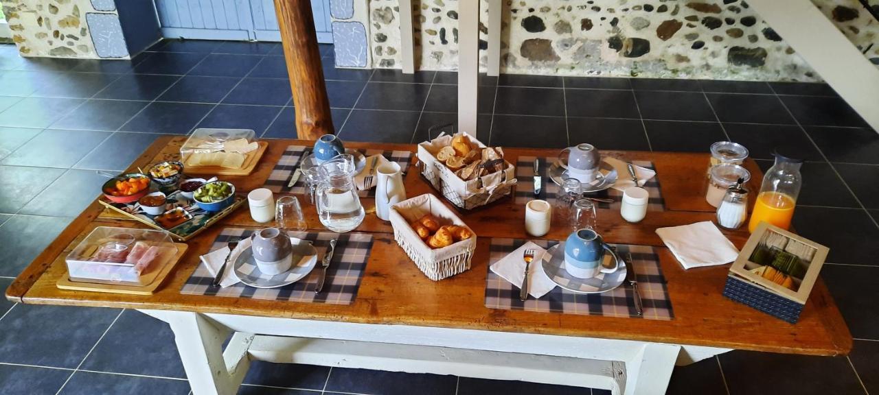 La Ferme Aux Fleurs Bed & Breakfast Ossun Ngoại thất bức ảnh